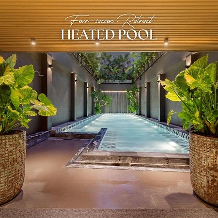 La Siesta Classic Hang Thung ハノイ市 エクステリア 写真 The heated pool at the hotel