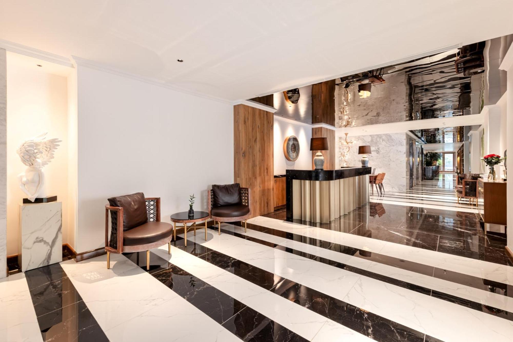 La Siesta Classic Hang Thung ハノイ市 エクステリア 写真 The lobby of the hotel
