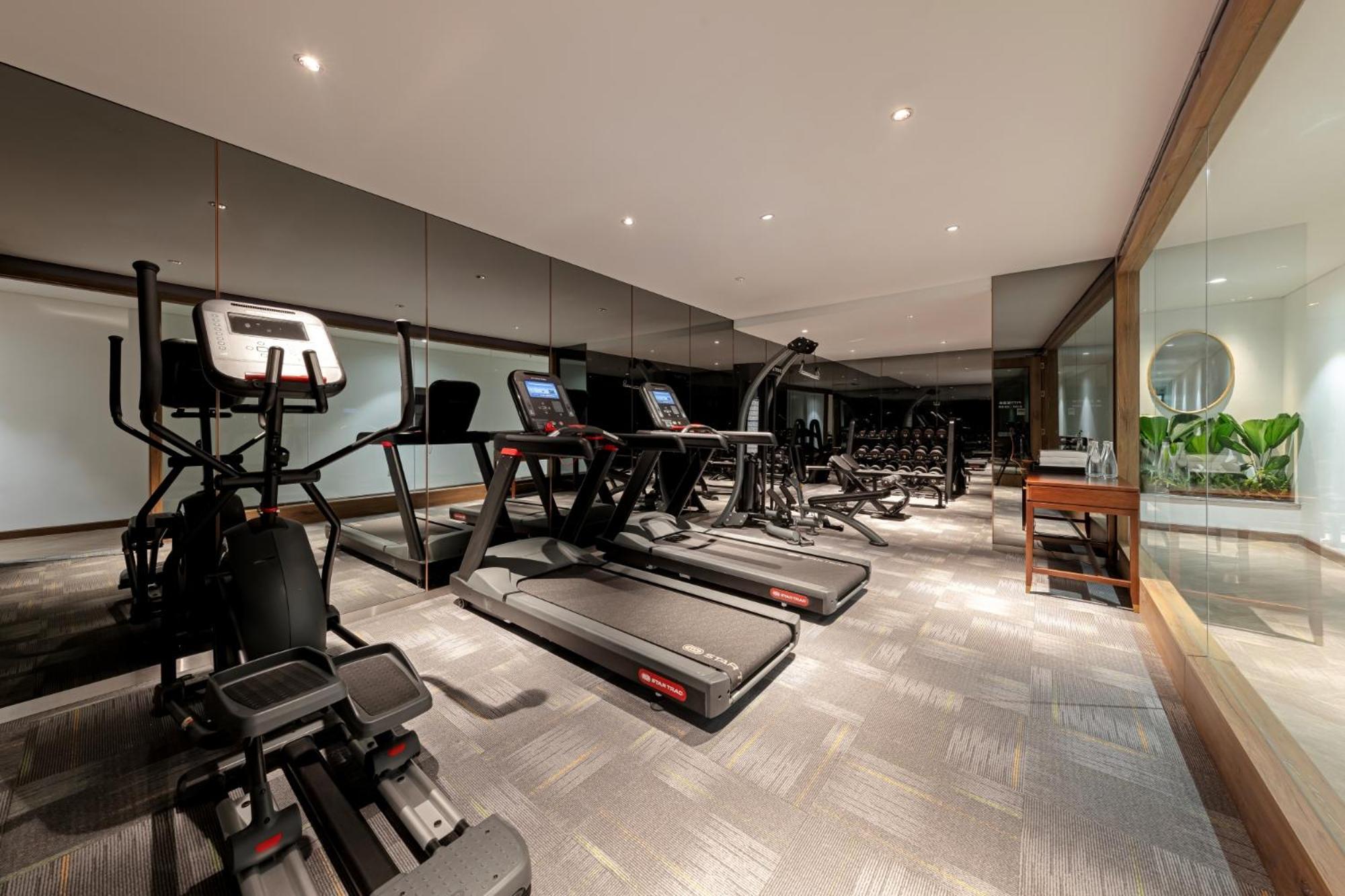 La Siesta Classic Hang Thung ハノイ市 エクステリア 写真 The gym at The Hari